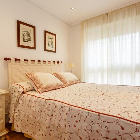 Gatu Villa Elvira Junto Al Hospital Y Playa 2 Dormit Y 2 Banos, Preferente Mayores De 25 Anos Y Familias Cadiz Bagian luar foto